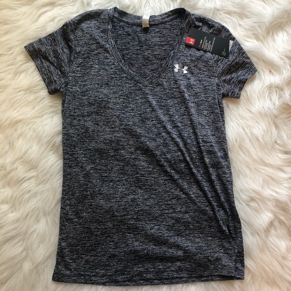 Under Armour Tops - 🔥 Sale !NWT Under Armour Heat Gear V Neck T Shirt